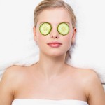 Mẹo nhỏ làm trắng da bằng dưa chuột